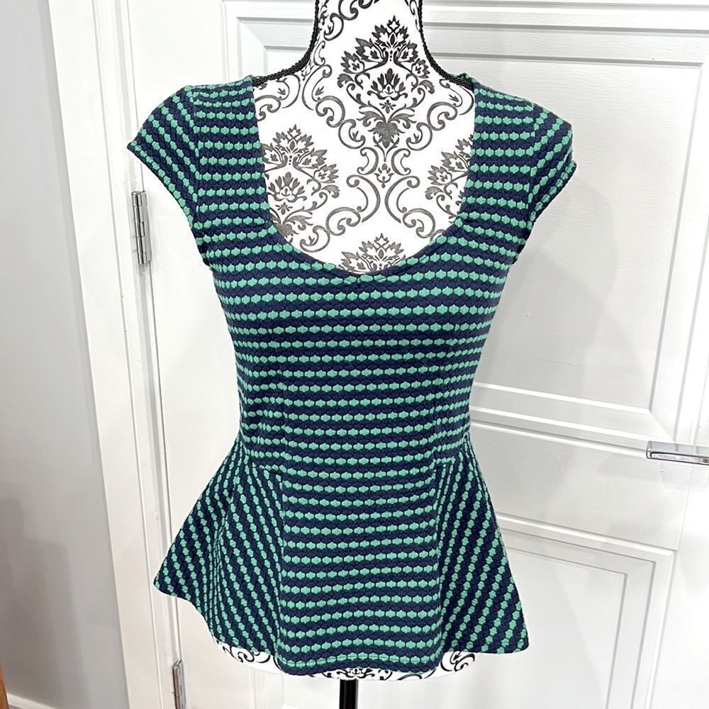 Anthropologie Postmark Blouse Cap Sleeve Peplum Green Knit Top Size XS